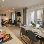 بيت للعطل Martindale ويتبي